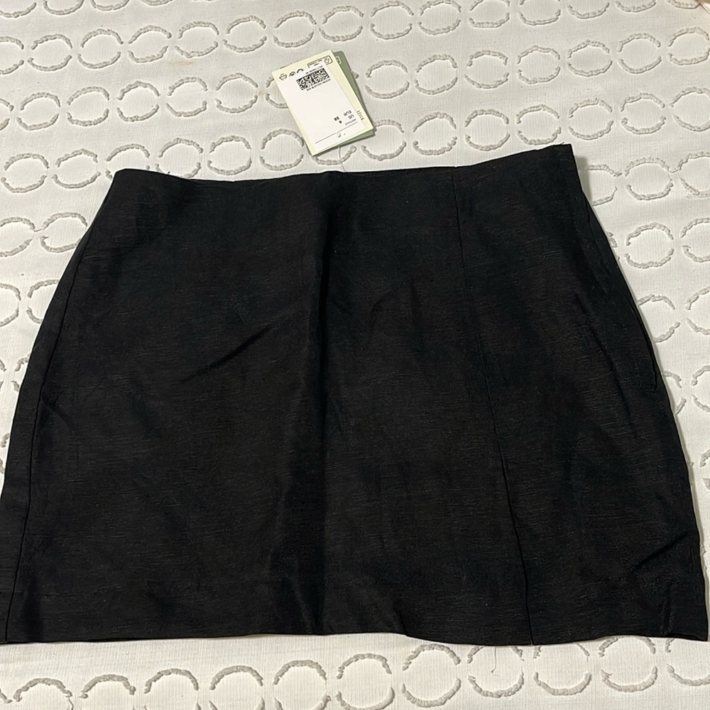 NWT linen black skirt